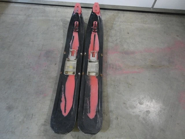 Simmons Skis - Simmons - Red/Black - Polaris - #15420 Simmons Skis - Simmons - Red/Black - Polaris - #15420