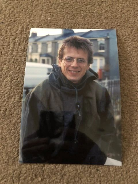 TOM WATT (EASTENDERS) UNSIGNED PHOTO- 6x4”