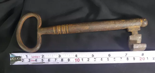 EX. LG. Antique US Blacksmith Made 8" Iron Skeleton Key c. Rev. War 18th Century