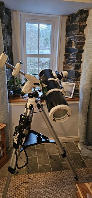 SkyWatcher Explorer 150P 6" Parabolic Telescope + EQ3-PRO Mount