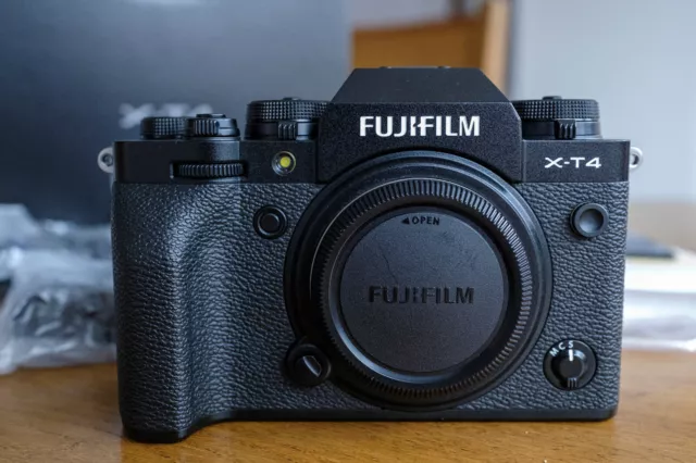 Fujifilm X-T4 26.1 MP Mirrorless Camera - Black
