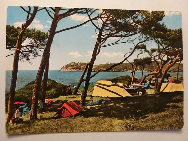 Baratti - Populonia (Livorno). Campeggio internazionale.