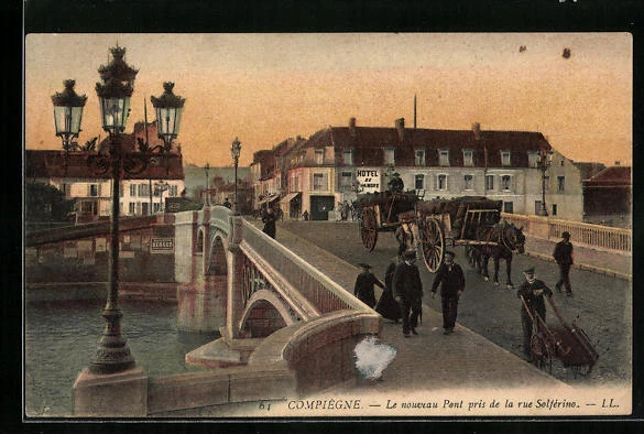 CPA Compiègne, Le nouveau Pont pris de la Rue Solférino
