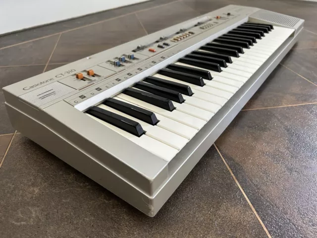 CASIO CASIOTONE CT 310 Vintage Synthesiser Electronic Keyboard