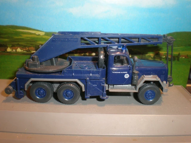 Camion-grue Wiking 1/87 Magirus Uranus THW - Modèle Réduit Neuf En Boîte, échelle HO