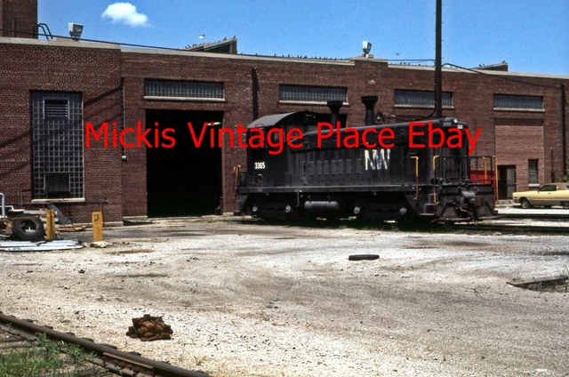 Original Slide, 1975 NW Norfolk Western Locomotive NW 3365(SW9) W39