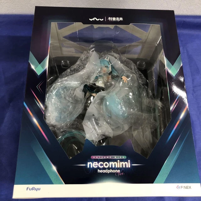 HATSUNE MIKU GOODS Figure Cat Ear Headphones Ver. £252.22 PicClick UK