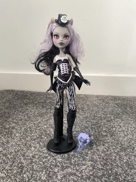 Boneca Monster High Draculaura Com Count Fabulous Retrô 30cm - Ri Happy