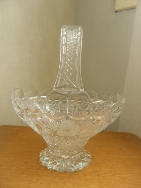 Panier En Cristal Taille Decor Floral