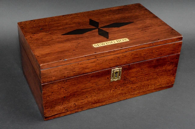 Antigua caja de coser para damas victorianas con contenido incrustación de ébano caoba ET