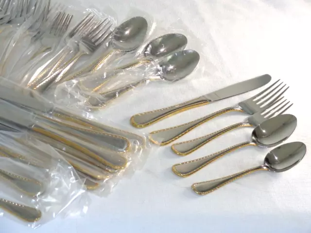 Unused Oneida 18/10 Golden Belmont Stainless 40 Pc Set Flatware Service for 8