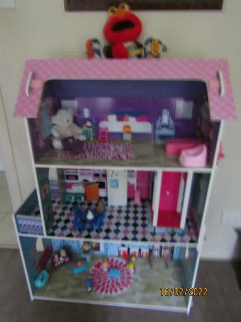 dolls house