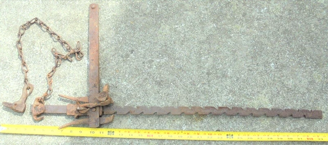 Patented Antique Cast Iron Fence Post Cranking Ratcheting Wire Stretcher Puller