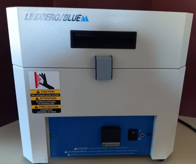 Thermo Scientific Lindberg Blue M Tf55030A-1 Tube Furnace Powers On