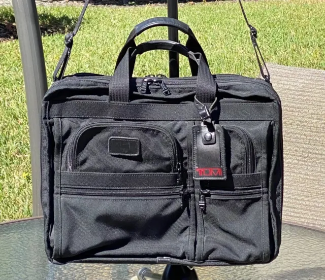 TUMI Black Ballistic Nylon 17" Laptop Briefcase Sholder Bag 2624D3
