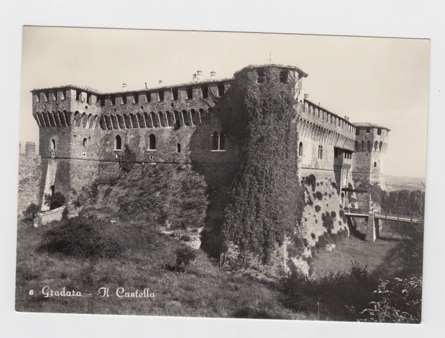 MA PU 05 Gradara il castello non viaggiata 