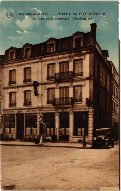 CPA CHALONS-sur-MARNE Hotel du Pot d'Etain Place de la Rep (491628)