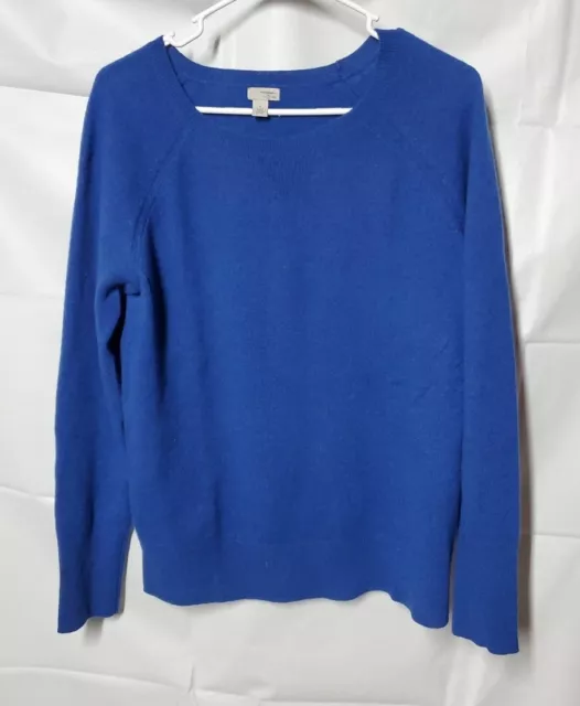 Halogen Cashmere sweater Medium, Blue, Round Neck, Ribbed Cuffs NWOT