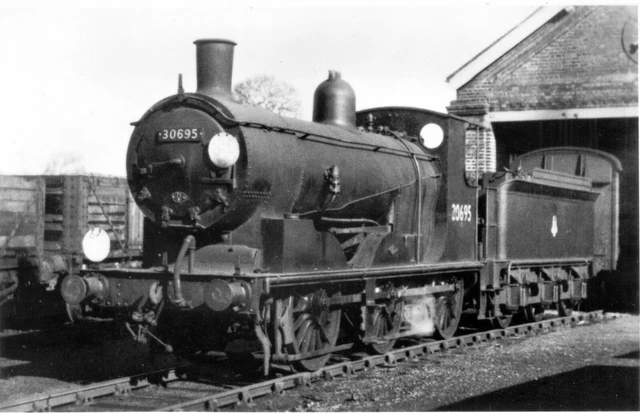 RAILWAY STEAM PHOTO: 30695 Ex LSWR CLASS 700 at BROCKENHURST in 1951 £2 ...