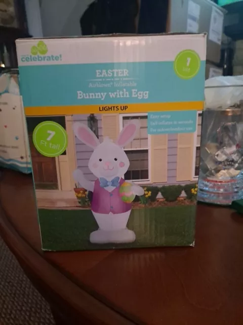 Gemmy Easter 7 pies de altura Happy Easter Bunny con huevo inflable nuevo en caja