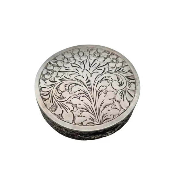 Antica scatola in argento e punzonatura floreale, anni '60, regalo per...