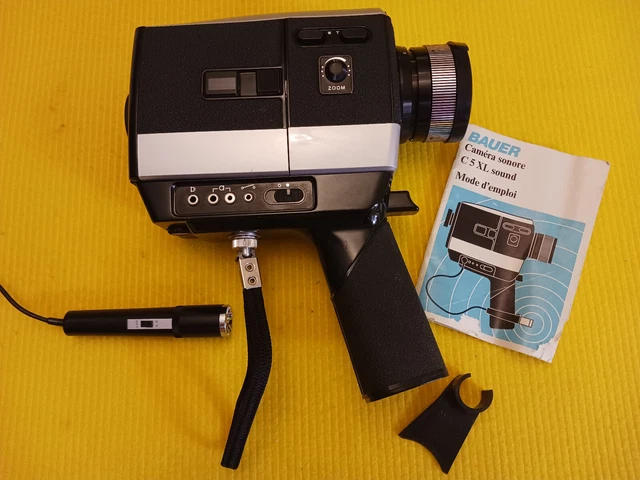 Caméra Super 8 Bauer S207 XL Avec Micro Et Sacoche – Pour Révision