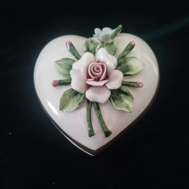 Vintage Capodimonte Porcelain Floral Heart Shaped Trinket Box Dish Italy