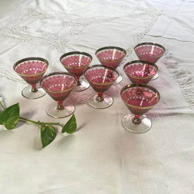 Lot de 8 verres cocktail coupe taillés rouge/grenat et dorure ancien ACC-7056