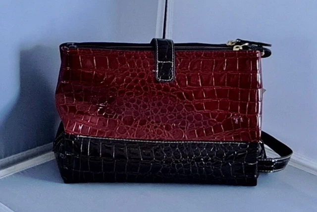 Samantha Brown Embossed Print Three Compartment Organizer Burgundy/Brown NWT 3