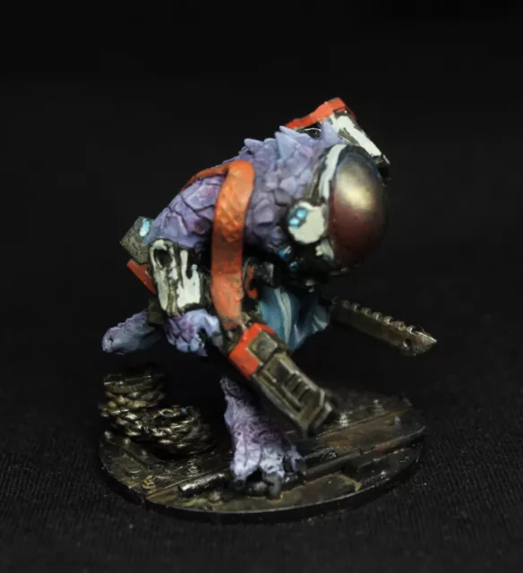 Painted Inq28 28mm Sci-fi Miniature - Lizardfolk Space Captain