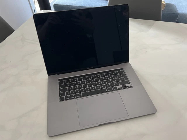 Apple MacBook Pro 16" (512GB SSD, Intel Core i7 9ª generazione, 2,60 GHz, 16GB) 2