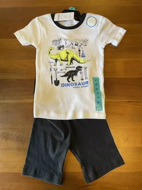 Carters 4T boys dinosaur 2 piece set glow in the dark, new with tags, dino shirt