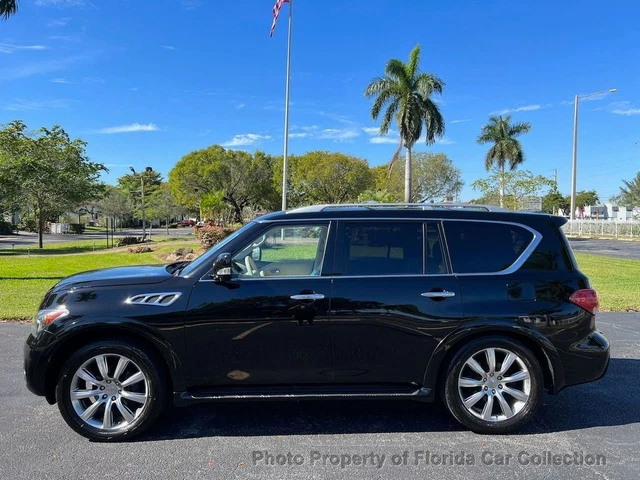 2012 INFINITI QX56 4WD Deluxe Touring Third Row