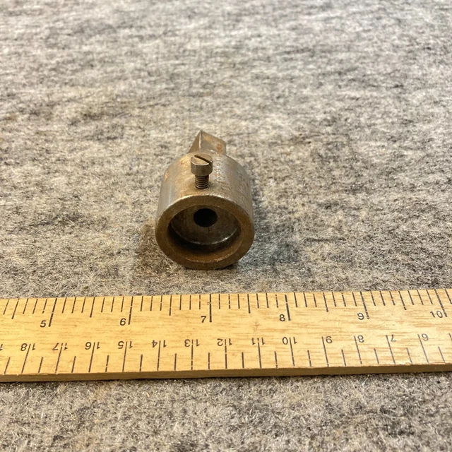 Vintage Threading Die Holder Straight 1/2" Shank Lathe Tool For 1" Dies Vintage Threading Die Holder Straight 1/2" Shank Lathe Tool For 1" Dies