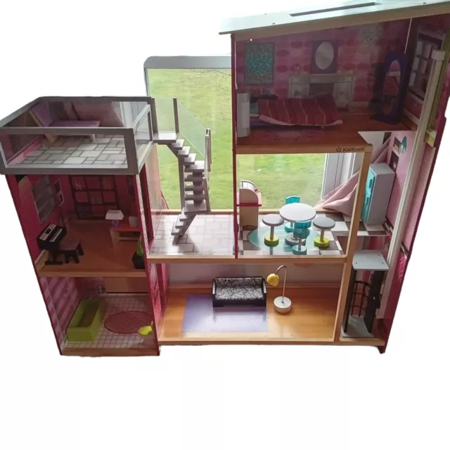 KidKraft Uptown Dollhouse comes with Car 6 Barbies Clothing Accessories