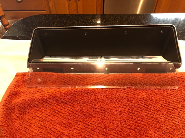 Console Dash Heater Control and Radio Bezel Face Plate (82-87