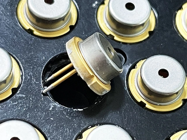 Nichia NDG7475T 520nm 1000mW+ Green Laser Diode/ TO5 9mm Diode 1pcs/Tin-Pin