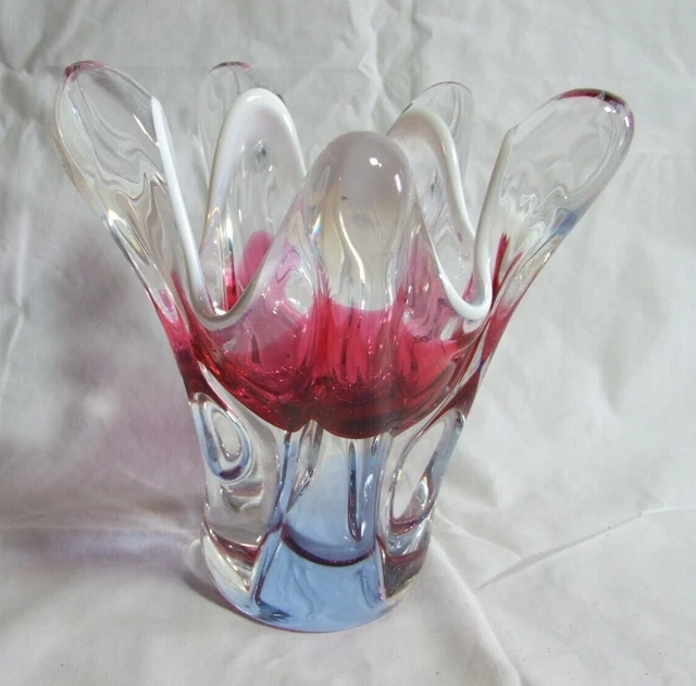 CHRIBSKA JOSEF HOSPODKA 1970's CZECH ART GLASS VASE BEAUTIFUL 6.75"