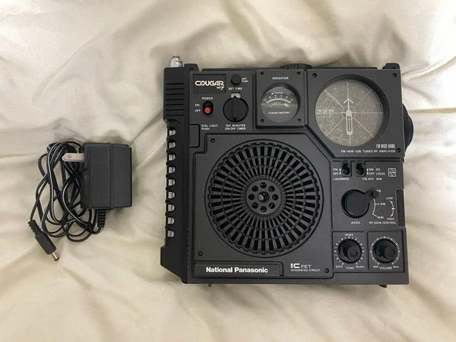 VINTAGE NATIONAL PANASONIC RF-877 