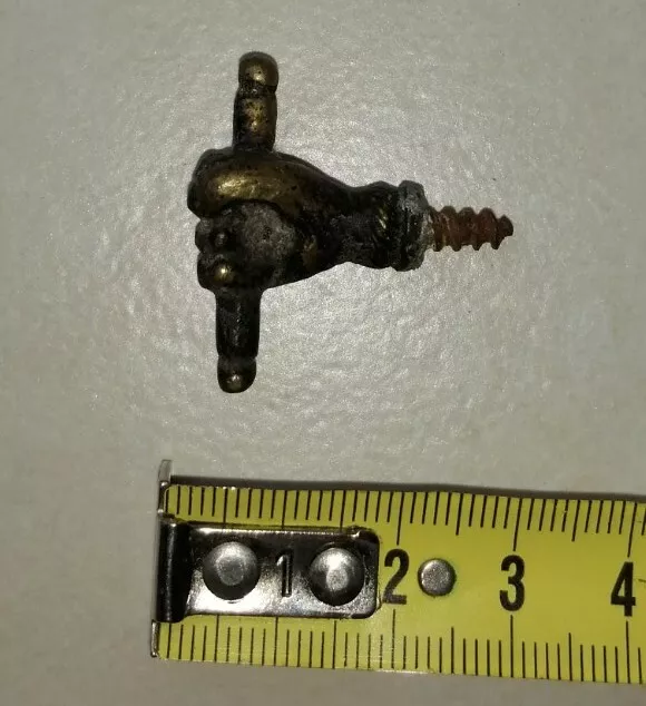VIT- ancienne poignée porte tiroir meuble forme de main Bronze XIX ème