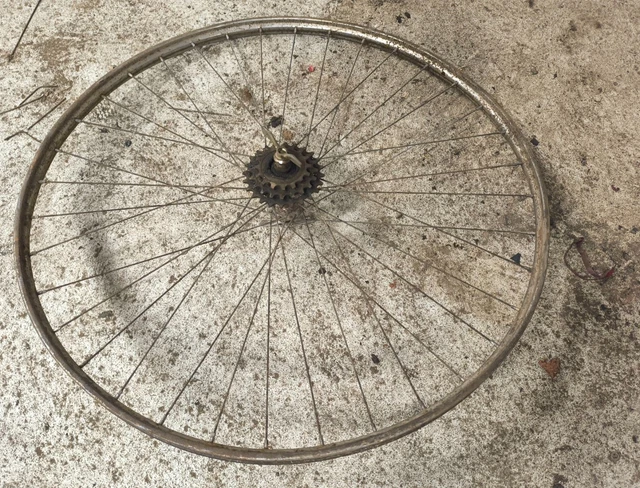 Roue Arrière 28 / 700 Vélo - Équipements vélos
