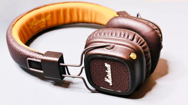 Marshall® Major II Wireless Bluetooth On-Ear Headphones - Brown