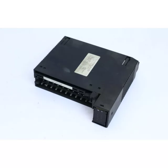 FANUC IC693MDL240D Input 120 VAC 16PT I/O module READ DESC (B221)