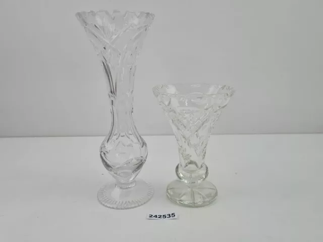 2x Vasen Glas handgeschliffen klar alt antik #242535