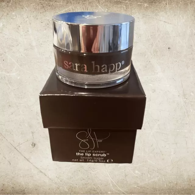 Nuevo exfoliante labial azucarado marrón Sara Happ en caja 0,5 oz.