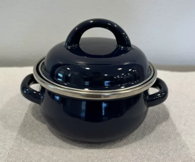 Retro Enamel Covered Cookware Mini Indiv Blue Pot W/Lid .5 Quart Silver Trim