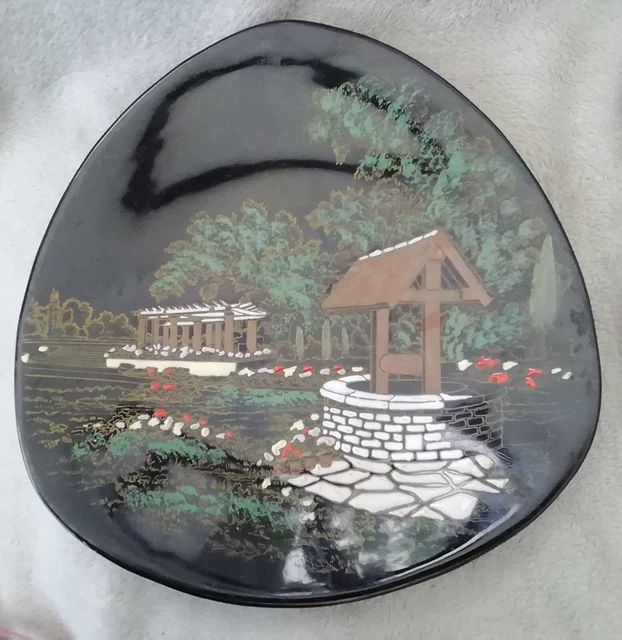 Assiette emaux longwy Noire Triangulaire Collection la roseraie Lyon vintage