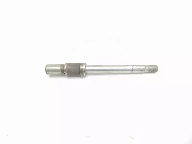 AP8121195 axe de roue avant APRILIA SPORTCITY 125 2004 2005 2006