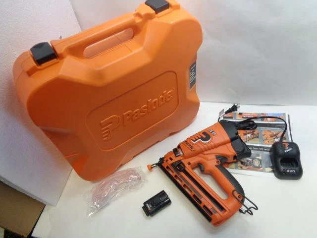 Paslode Im250A Lithium Ion 1-1/4 2-1/2 Finish Nailer 902400 Paslode Im250A Lithium Ion 1-1/4 2-1/2 Finish Nailer 902400