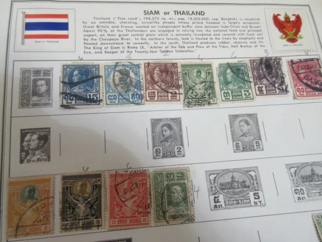 Timbres Siam-Thaïlande neufs et d'occasion. Il y a 12 timbres. Deux autocollants drapeau neufs